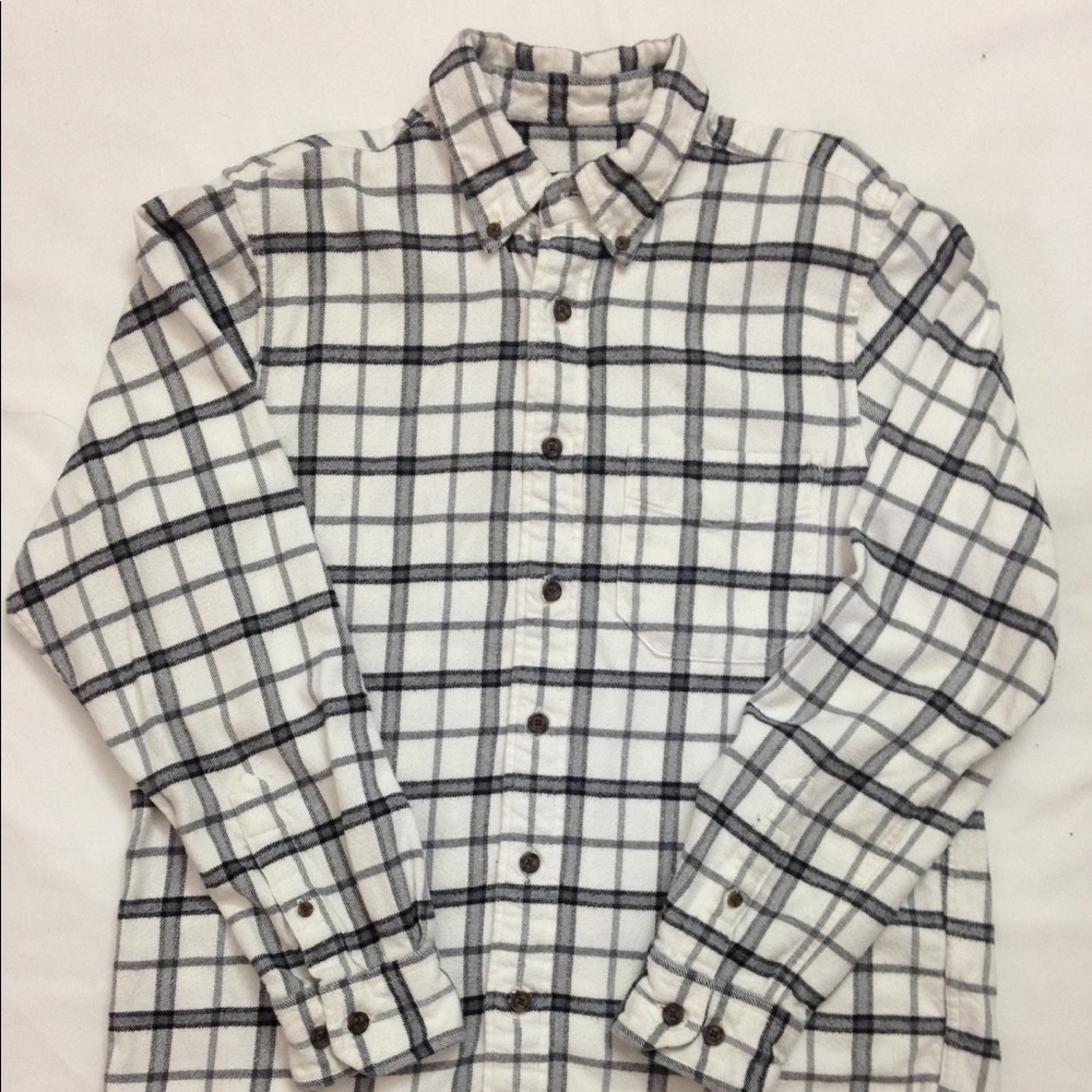 Eddies Bauer flannel size small